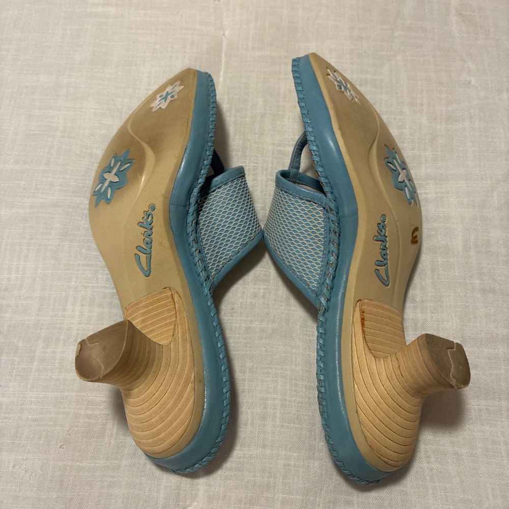Sandals - image 5